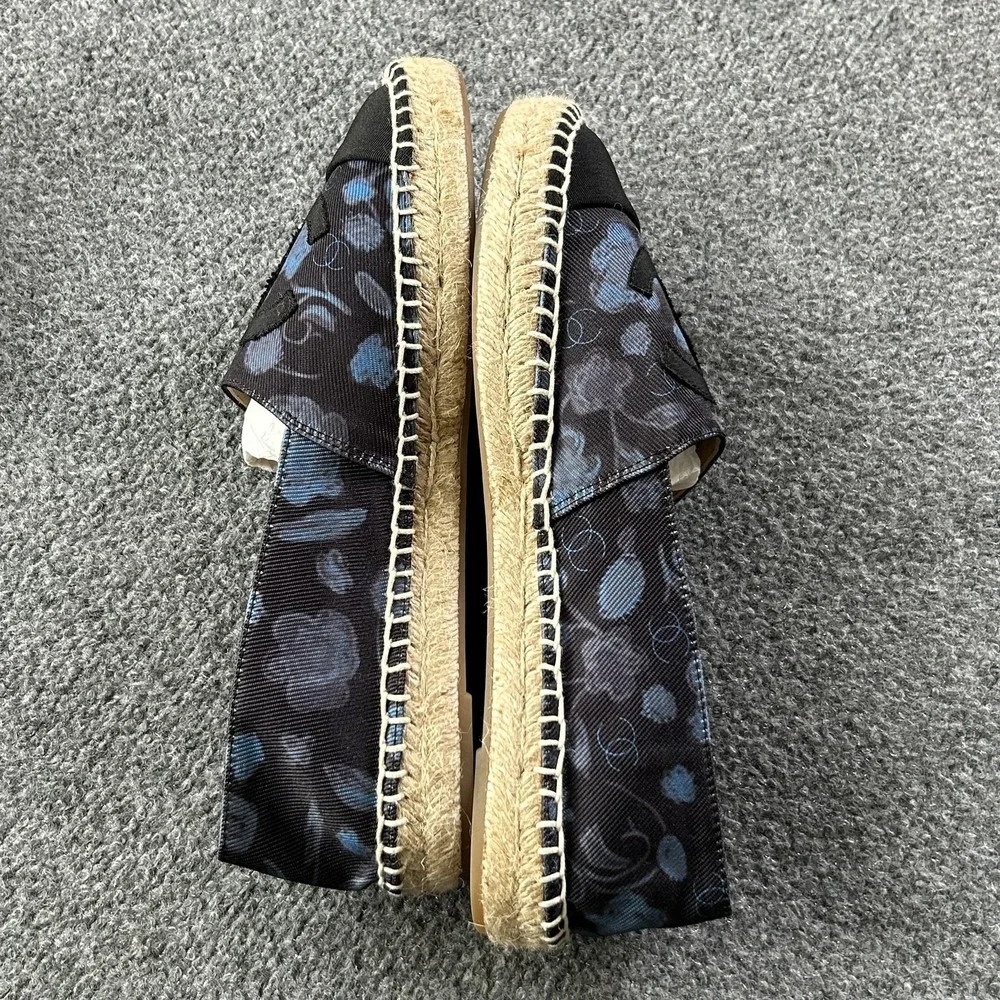 Chanel CC Espadrilles Blue Floral‎ Print Canvas Cap Toe Size 41 Spain